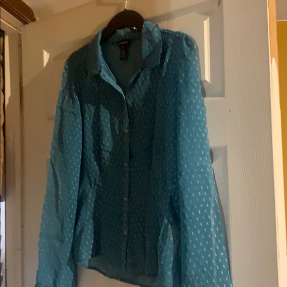 Club Monaco Top - Picture 2 of 4